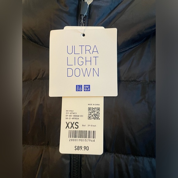 Women's UNIQLO US Ultra Light Down Jacket with Anti-Static - Picture 2 of 6